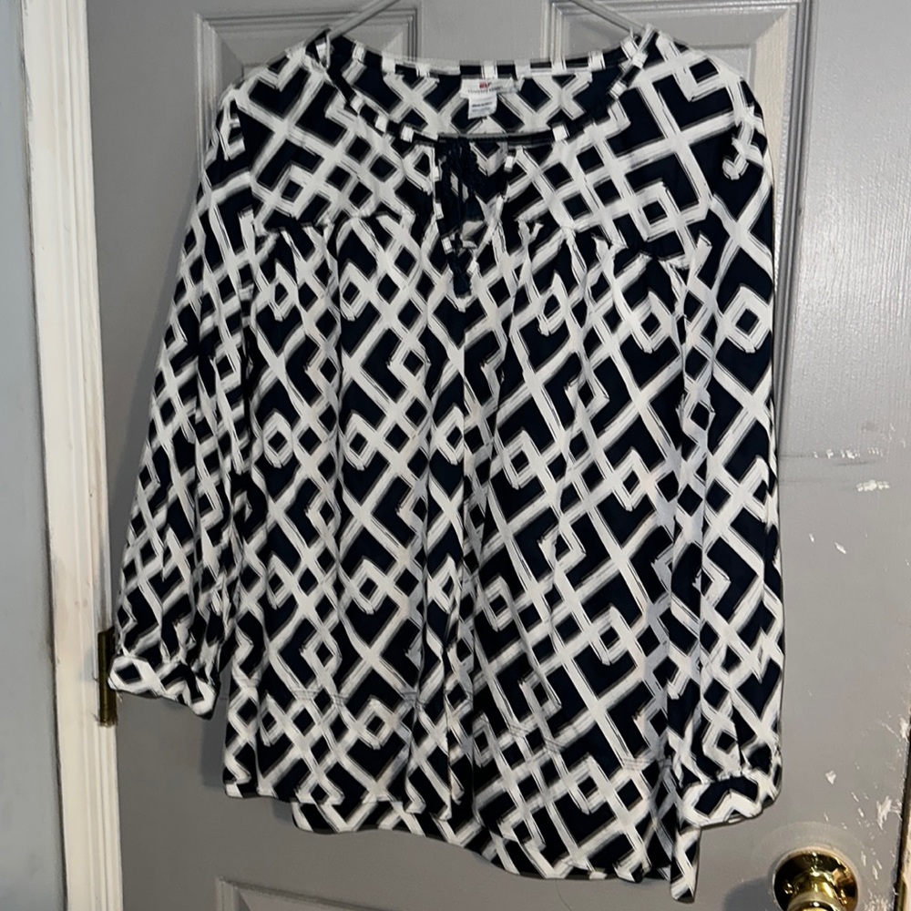 Vineyard vines ladies shirt